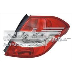 Comprar 1112136012 TYC Piloto trasero exterior izquierdo
