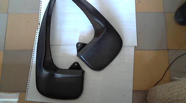 9121576 Opel juego de faldillas guardabarro traseros