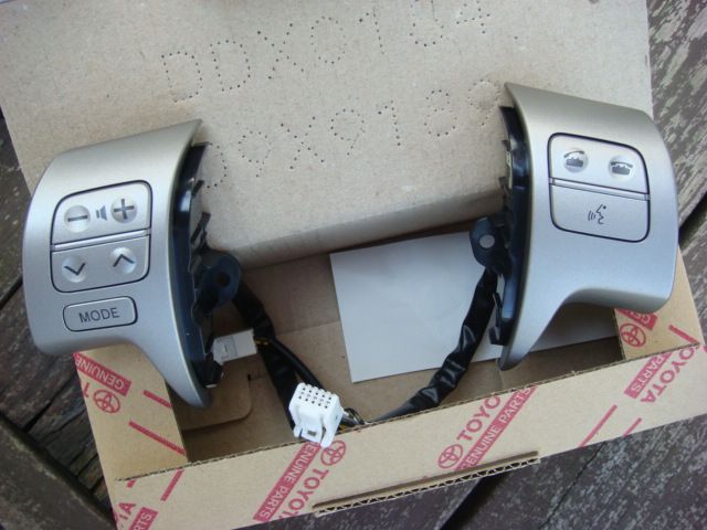 Interruptores del volante para Toyota Corolla (E15)