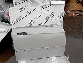 760041C020 Hyundai/Kia Puerta delantera derecha