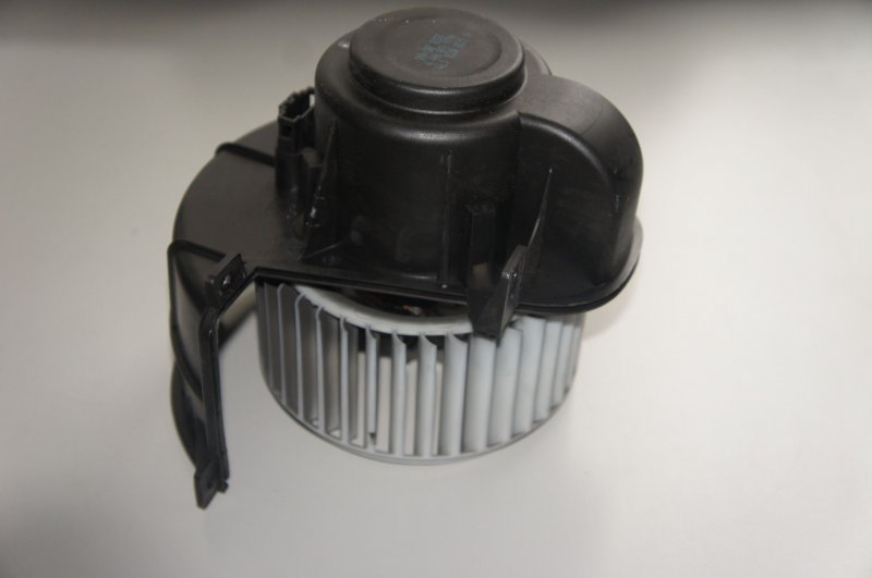 Motor eléctrico, ventilador habitáculo 4L1820021A VAG