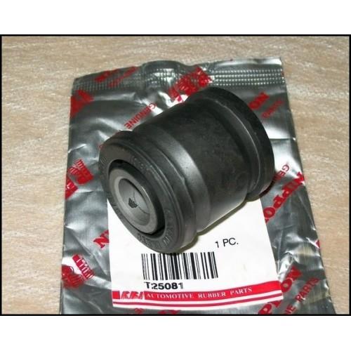 4872520070 Toyota Silentblock de brazo transversal de suspensión trasera