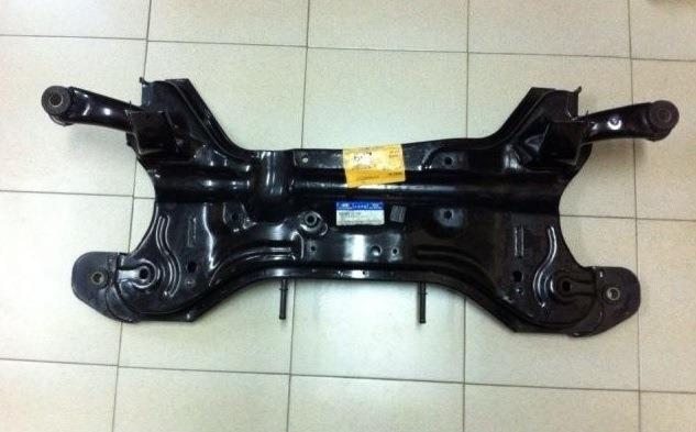 Subchasis delantero soporte motor 6240017000 Hyundai/Kia