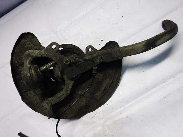 Mangueta delantera izquierda Mercedes A2113306420 precio, desde 201,83 EUR