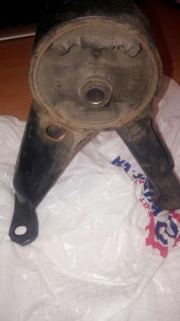 MR594378 Mitsubishi Taco de motor