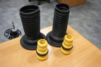Tope de amortiguador delantero con guardapolvo KTP208 Japan Parts
