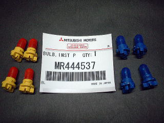 MR444537 Mitsubishi luz del tablero (panel principal)