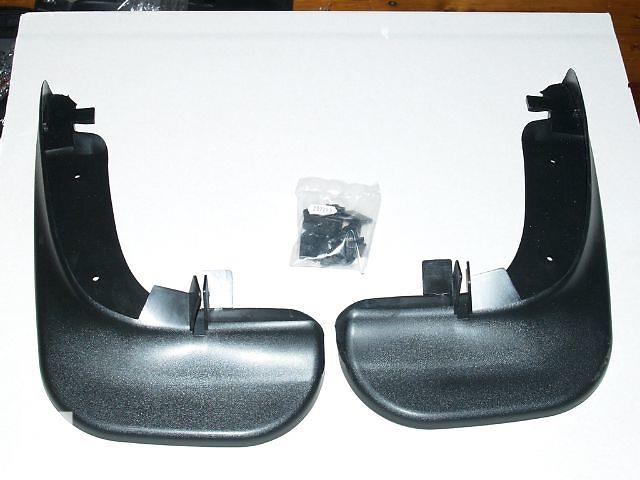 Juego de faldillas guardabarro traseros Volkswagen Caddy 3 (2KB, 2KJ, 2CB, 2CJ)