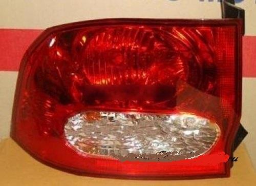 8360131015 Ssang Yong Piloto trasero izquierdo