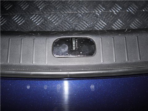 Panel trasero de maletero 857701E000CH Hyundai/Kia