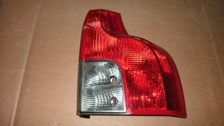 31213382 Volvo Piloto trasero derecho