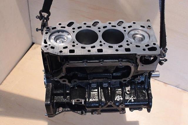 Bloque de cilindros del motor para Hyundai H-1 STAREX (TQ)