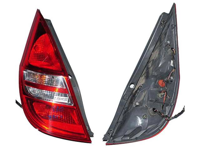 Piloto trasero izquierdo Hyundai/Kia 924012L010
