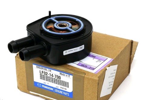 Radiador de aceite, bajo de filtro LF0214700 Mazda