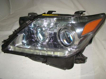 8118560F70 Toyota faro izquierdo