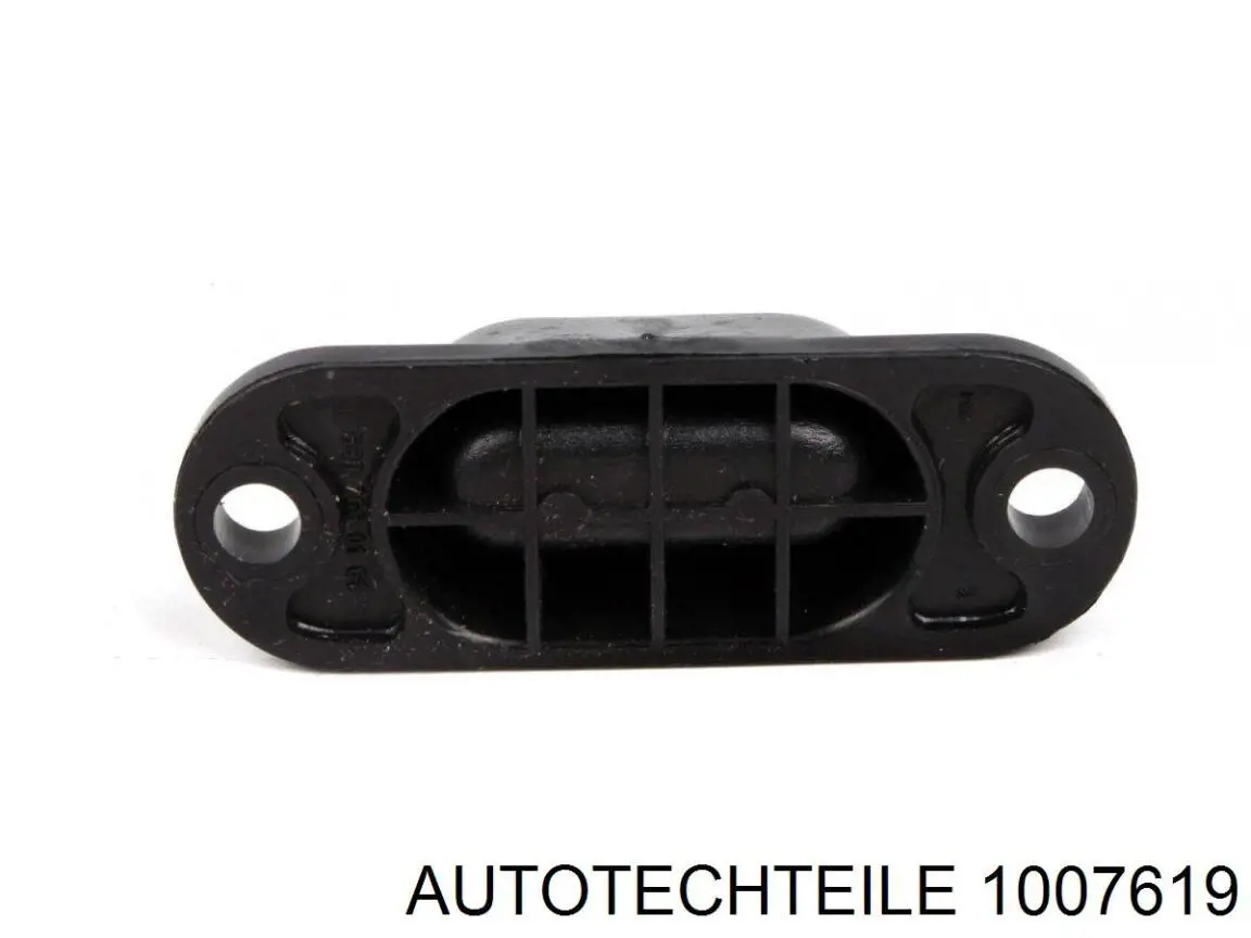 Embellecedor de puerta trasera izquierda VAG 2D1827639 precio, desde 6,20 EUR