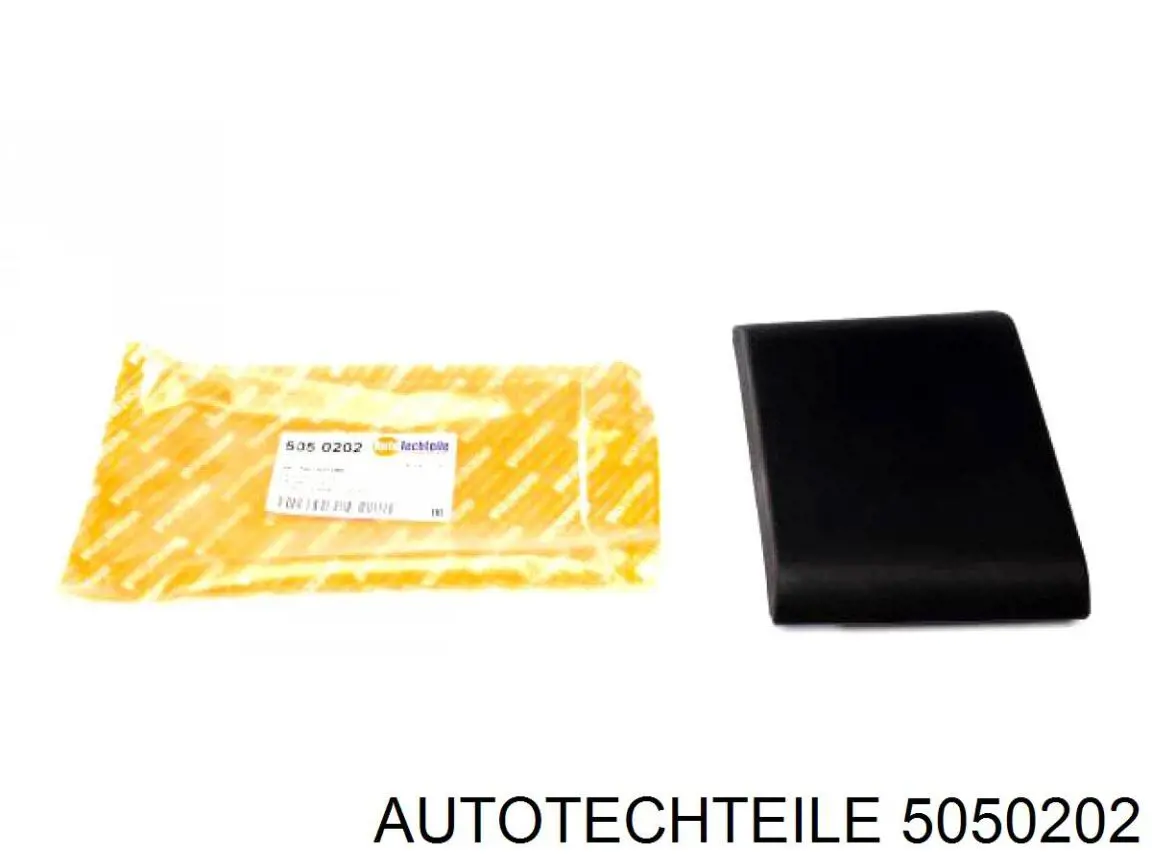 Moldura de puerta delantera derecha Renault (RVI) 768180129R precio, desde 31,05 EUR