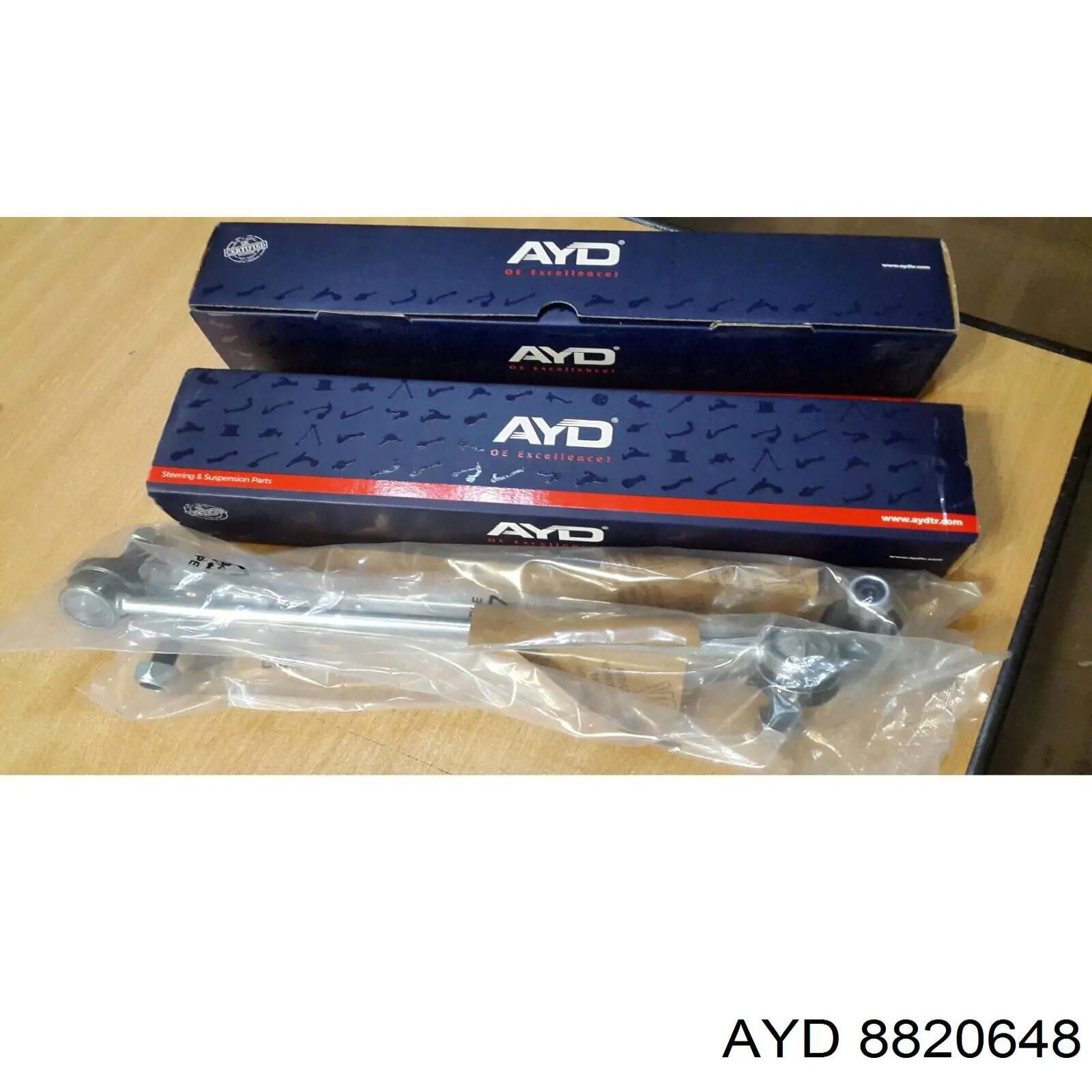 8820648 AYD brazo de suspension trasera