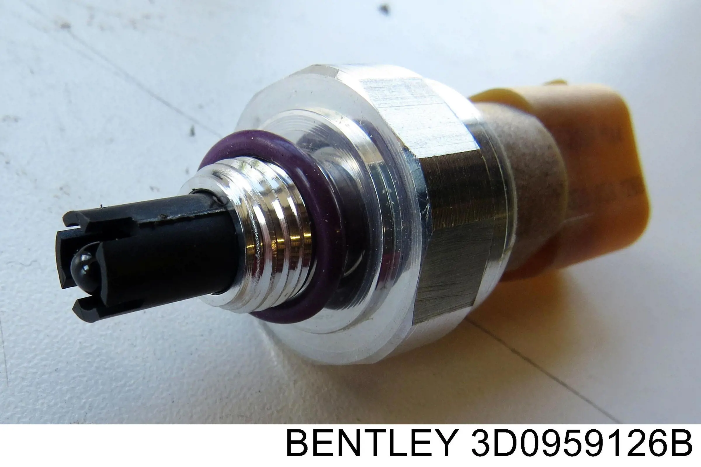 Sensor de presion A/C Bentley 3D0959126B precio, desde 95,57 EUR