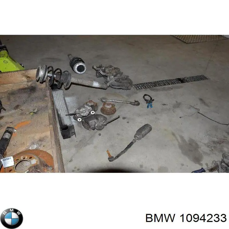 Brazo inferior izquierdo de la suspensión delantera BMW 1094233 precio, desde 46,46 EUR