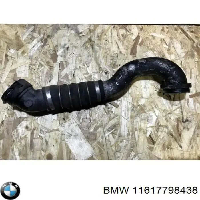 11617798438 BMW tubo flexible de aire de sobrealimentación derecho