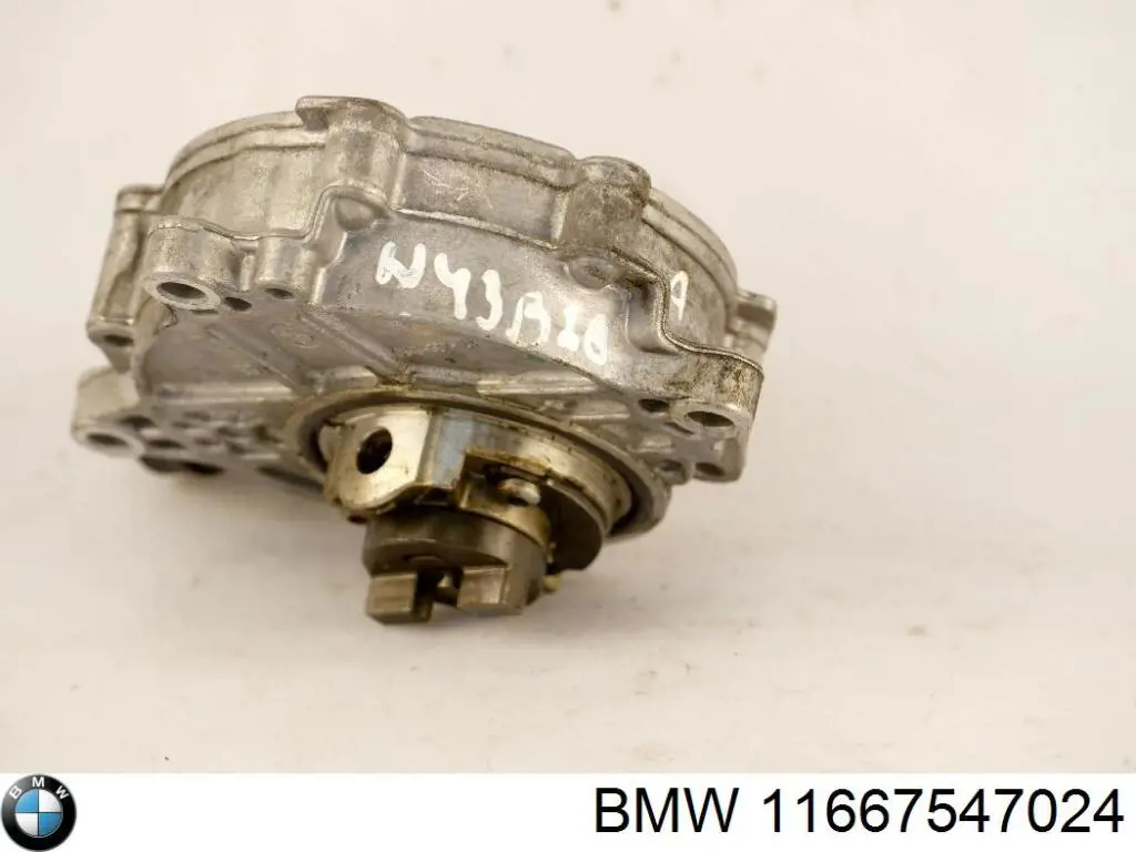 11667547024 BMW bomba de vacío