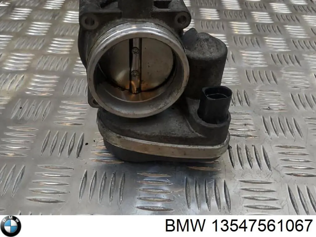 Cuerpo de aceleración completo BMW 13547561067 precio, desde 225,86 EUR