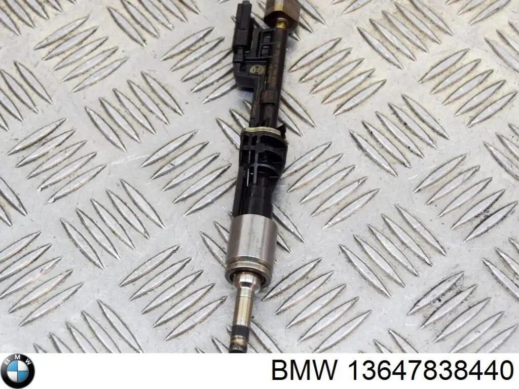 Inyector 13647838440 BMW
