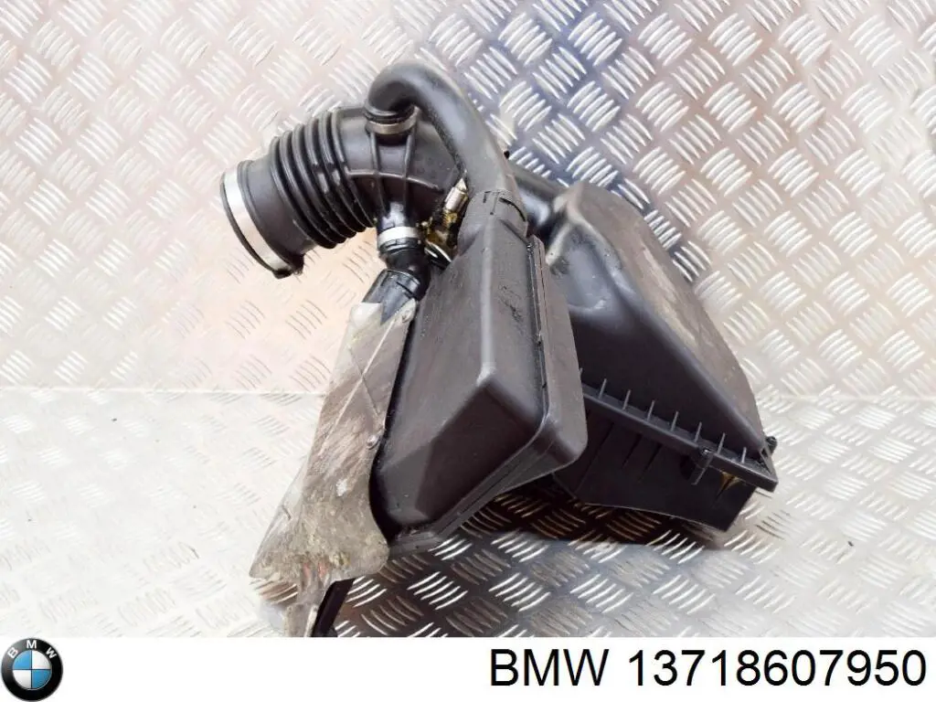 Comprar 13718607950 BMW Resonador del filtro de aire