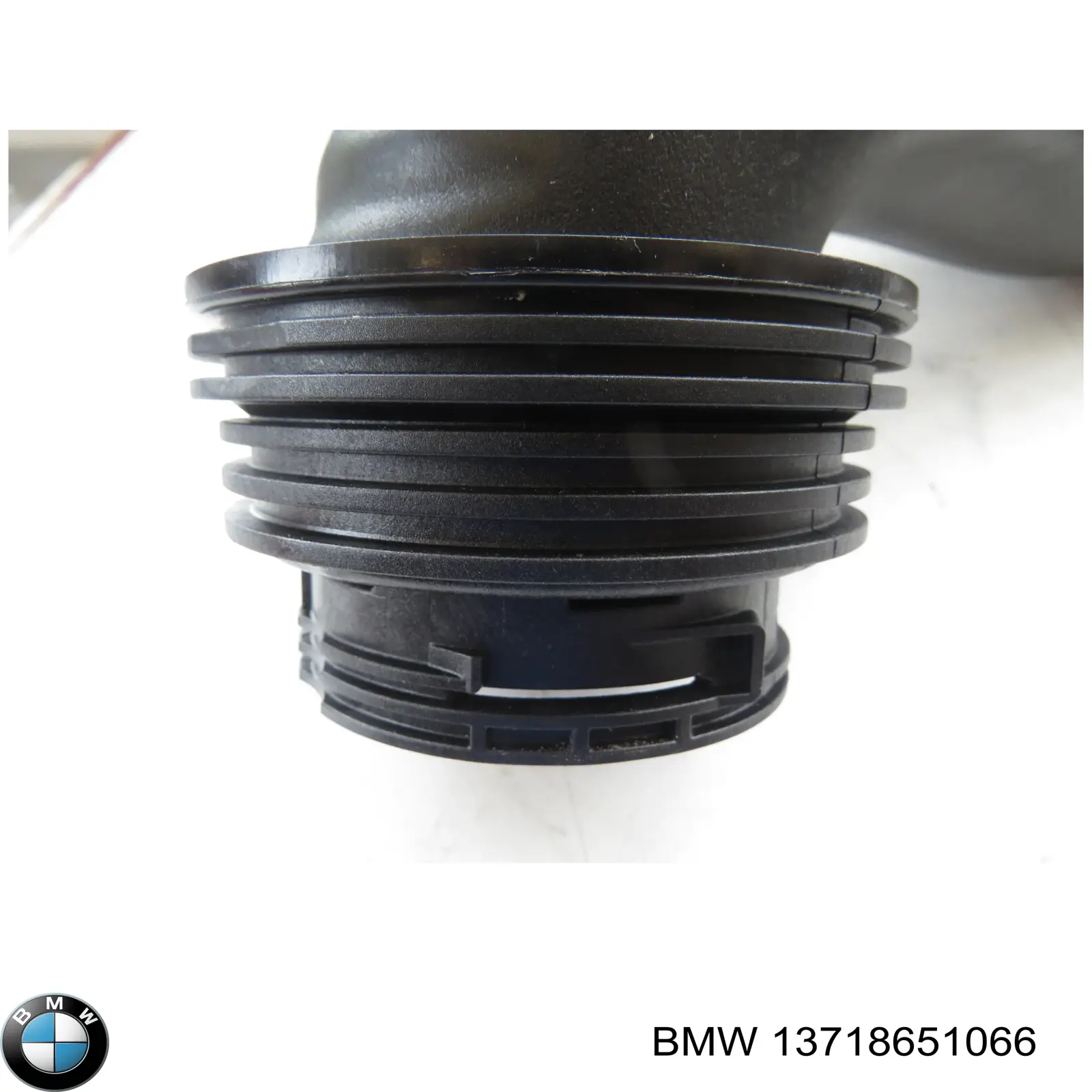 Tubo de admisión de aire al turbocompresor BMW 13718651066 precio, desde 293,30 EUR