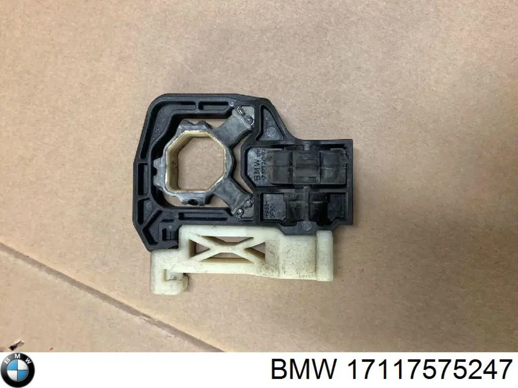 Soporte inferior de fijación del radiador BMW 17117575247 precio, desde 15,94 EUR