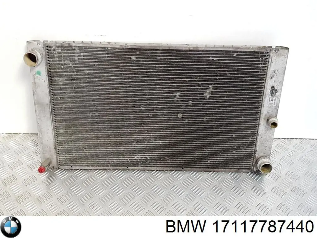 Radiador de água BMW 17117787440