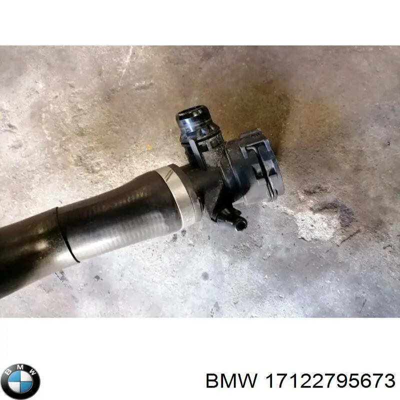 17122795673 BMW tubería de radiador arriba
