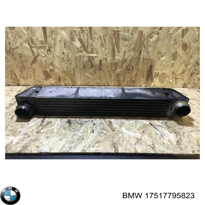 17517795823 BMW Radiador de intercooler