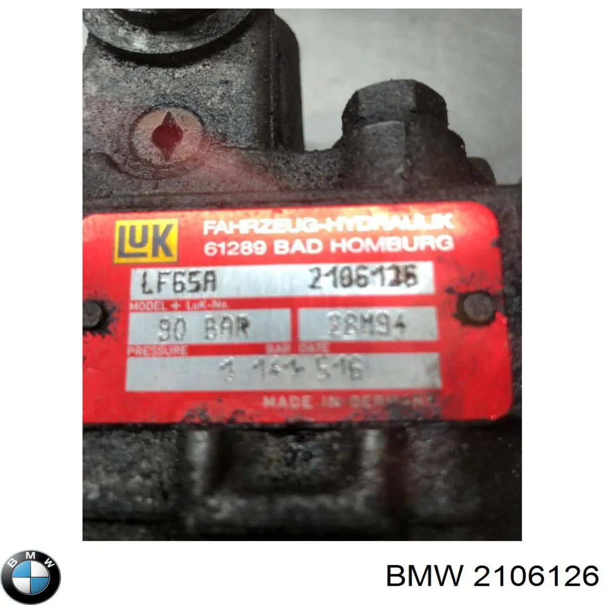 2106126 BMW bomba de dirección