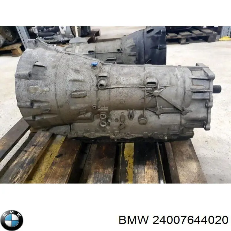 24007644020 BMW