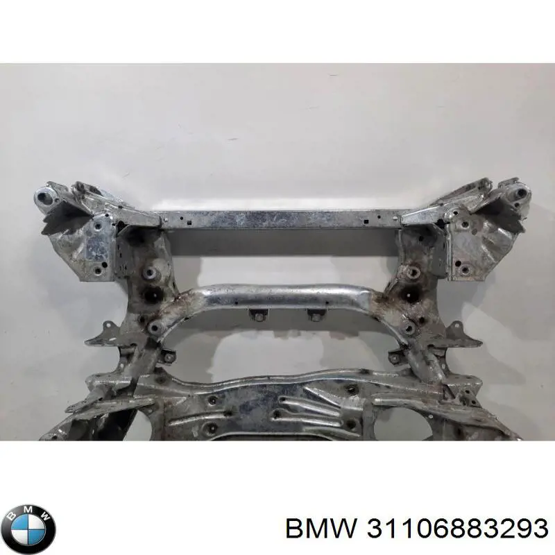 31106883293 BMW Subchasis delantero