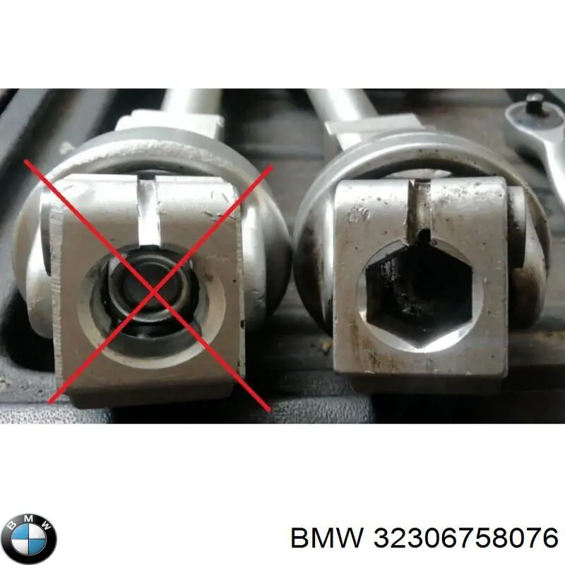 Eje inferior de la columna de dirección BMW 32306758076