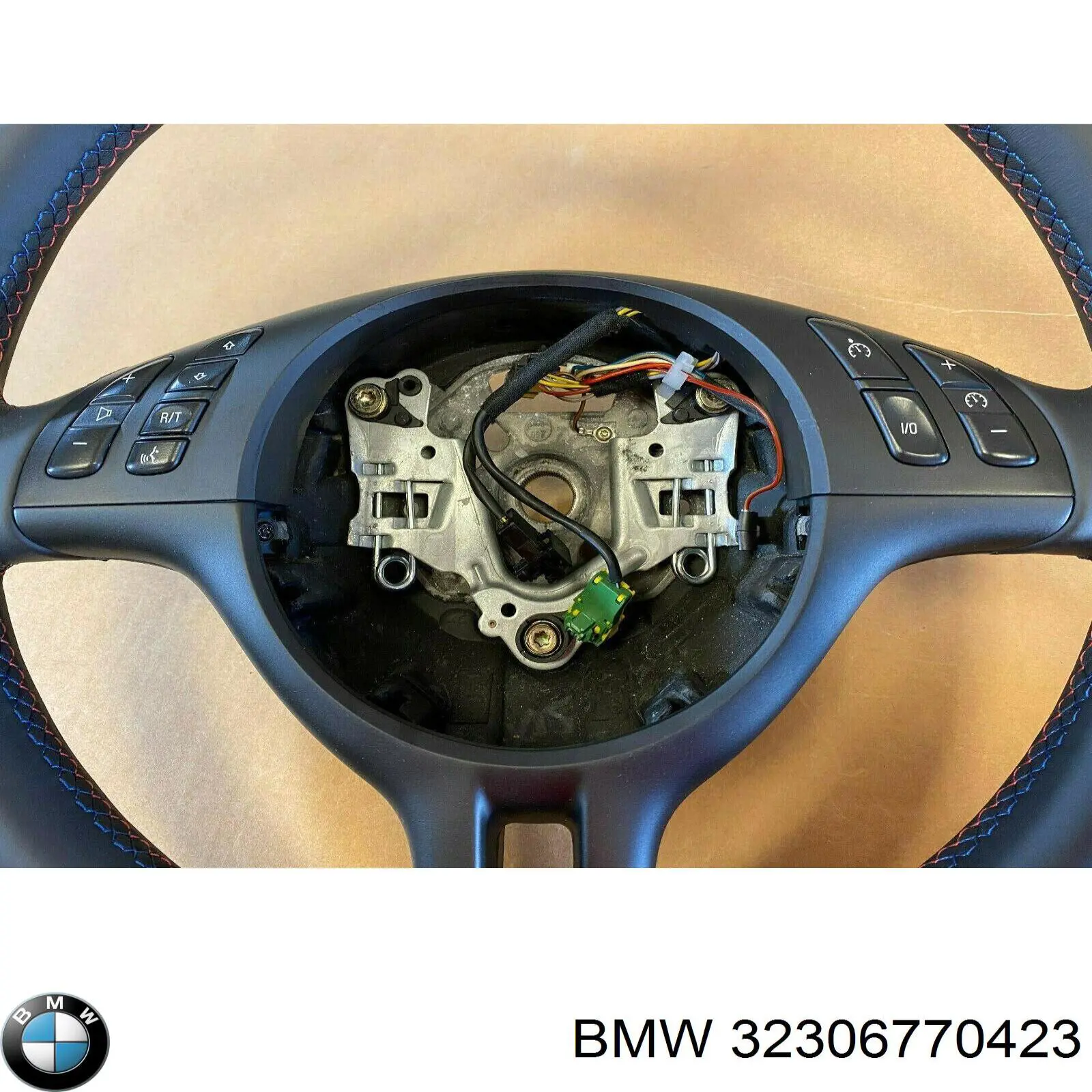 Volante 32306770423 BMW