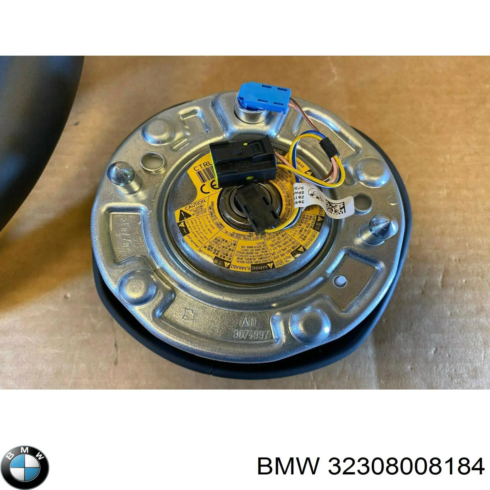 32308008184 BMW Volante