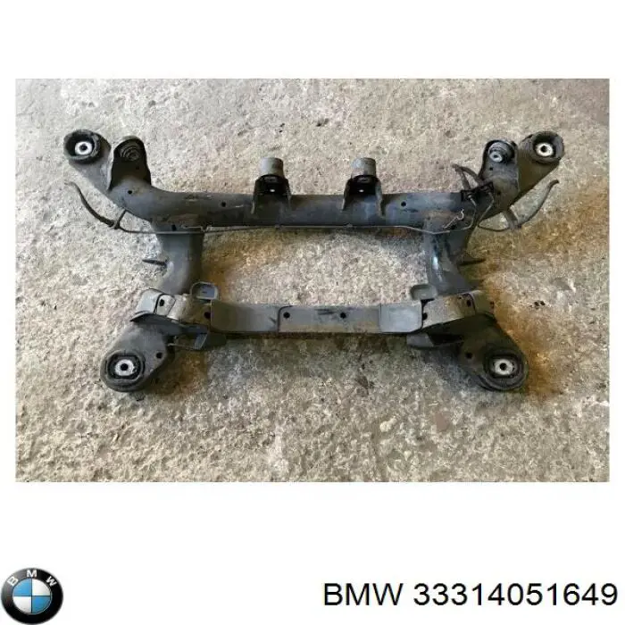 33314046517 BMW subchasis trasero soporte motor