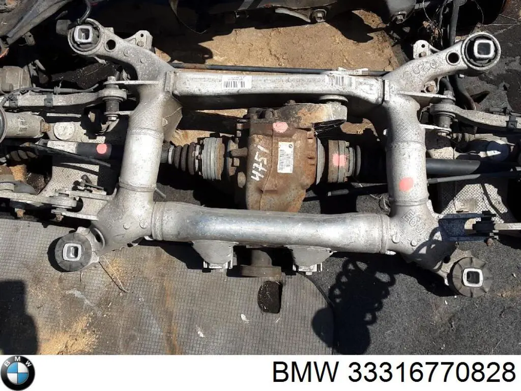 33316770828 BMW subchasis trasero soporte motor