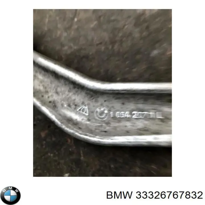 Comprar 33326767832 BMW Brazo superior derecho de la suspensión trasera