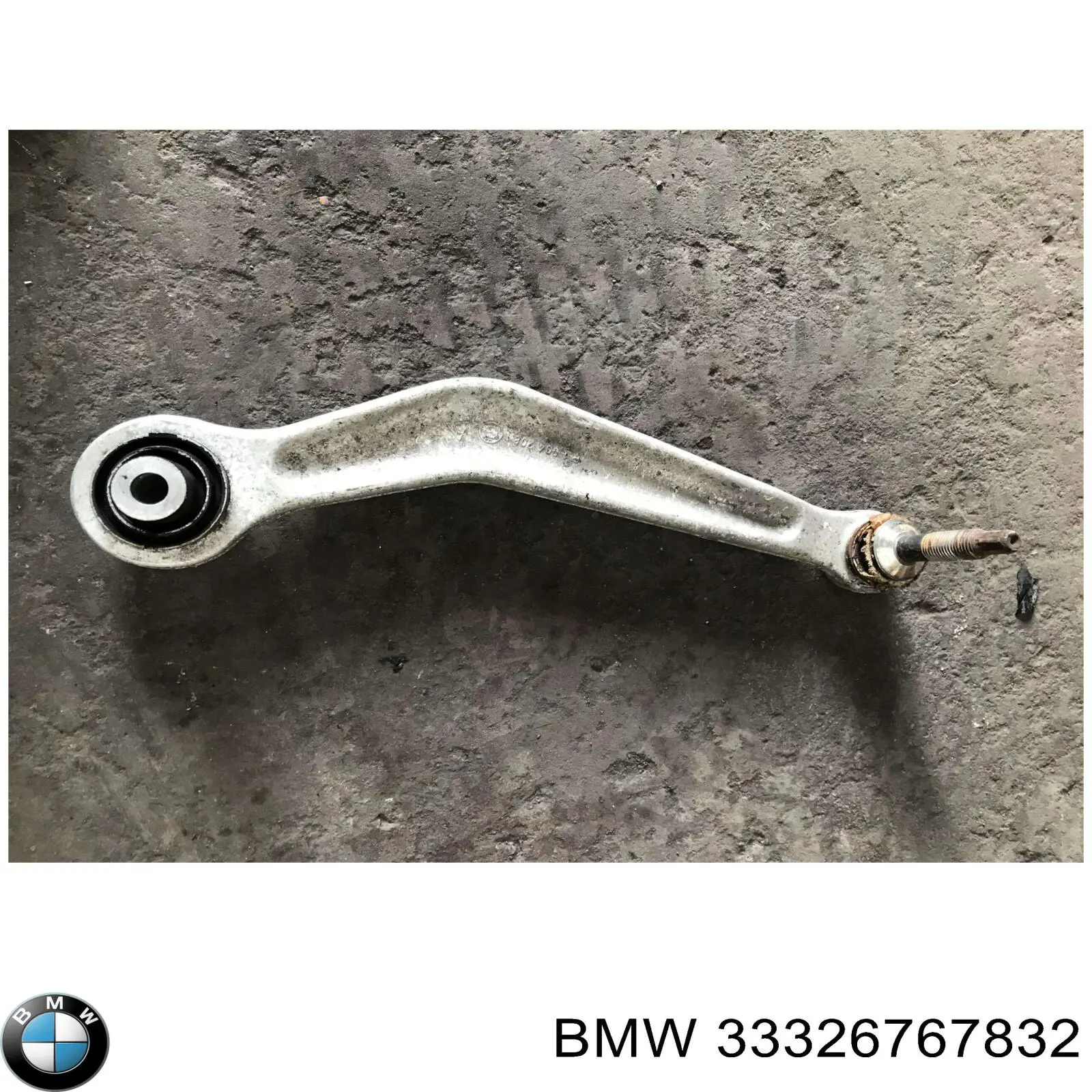 Brazo superior derecho de la suspensión trasera BMW 33326767832