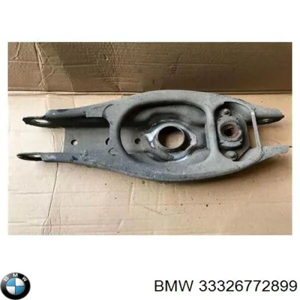 Brazo inferior trasero izquierdo/derecho 33326772899 BMW