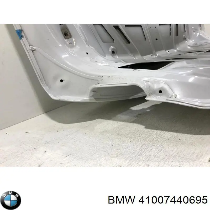 41007440695 BMW Tapa de maletero