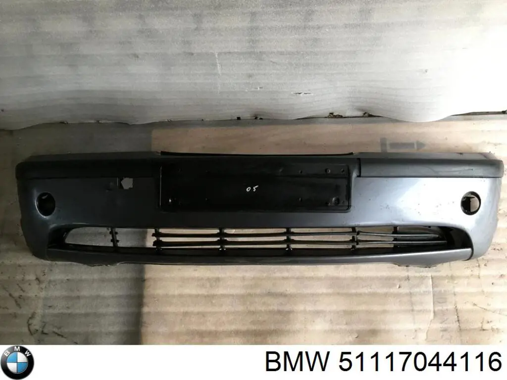 Comprar 51117044116 BMW Defensa delantera