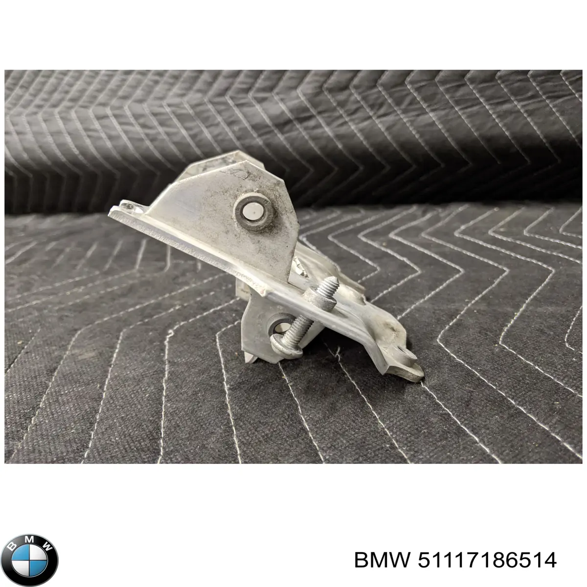 Soporte de parachoques delantero derecho BMW 51117186514 precio, desde 14,78 EUR