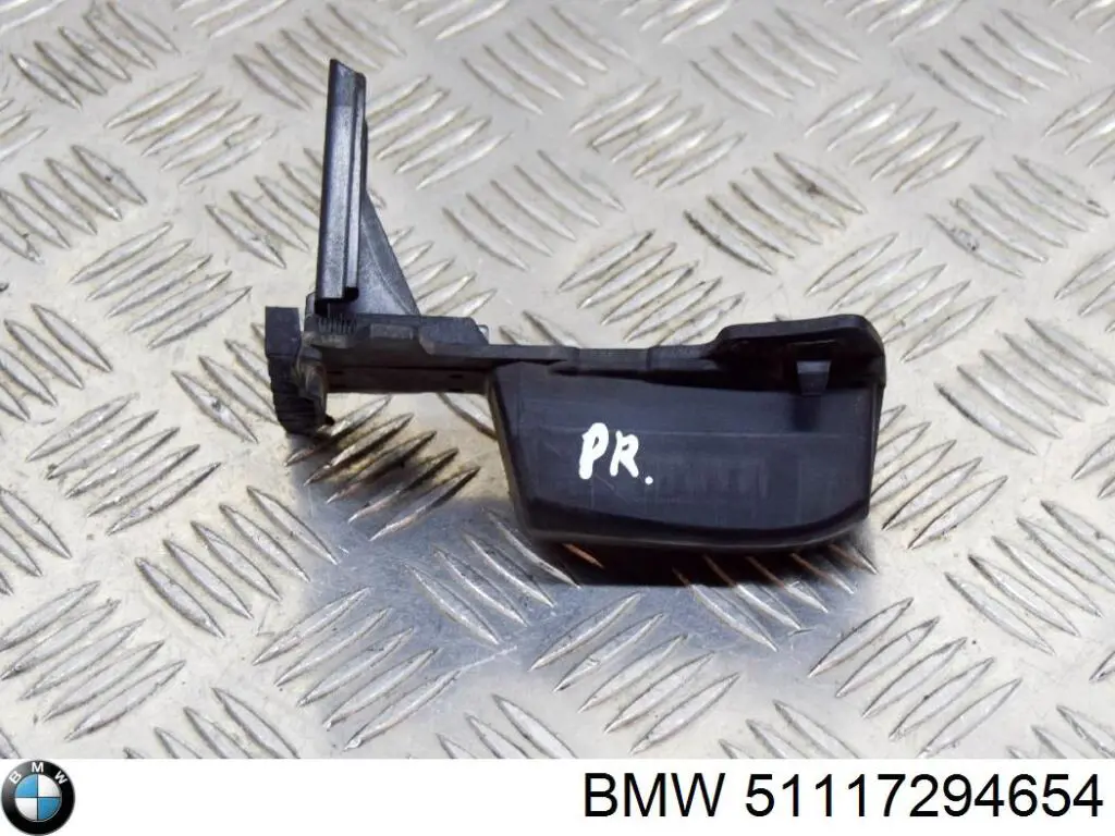 51117294654 BMW Soporte delantero de guardabarros delantero derecho
