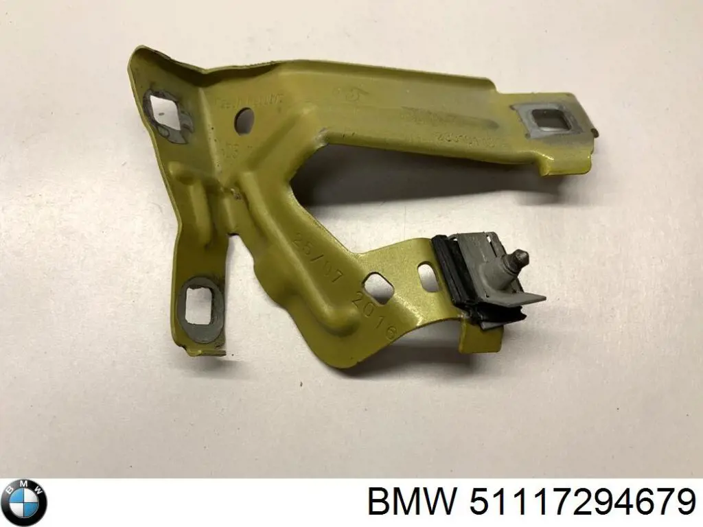 Soporte delantero izquierdo para aleta delantera 51117294679 BMW